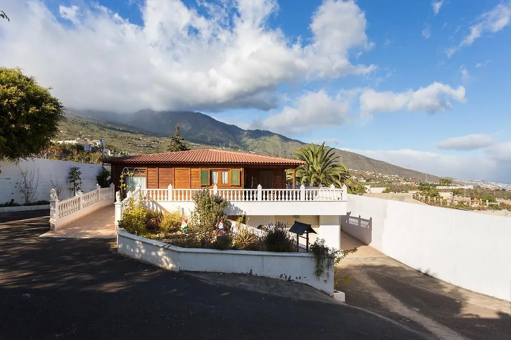 Casa Madera Vistas Mar Y Montana Holiday home Arafo