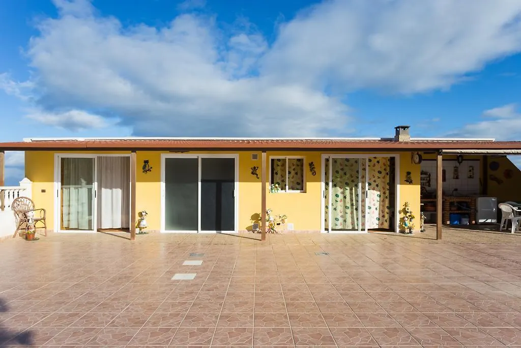 Casa Madera Vistas Mar Y Montana Holiday home Arafo