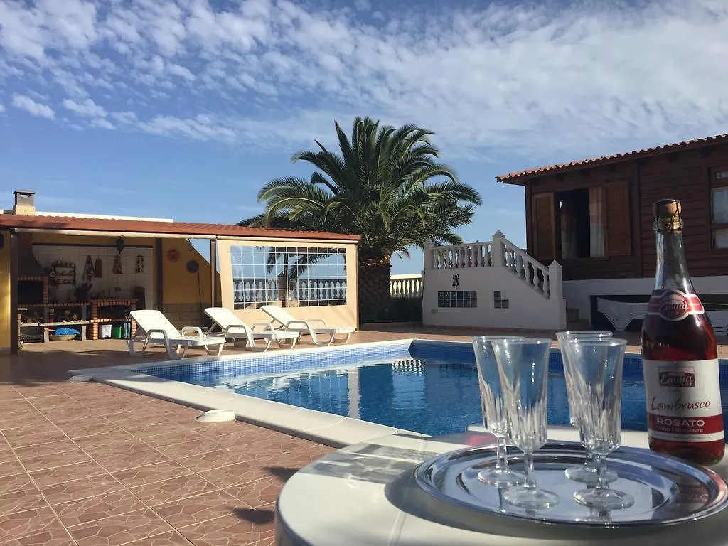 Casa Madera Vistas Mar Y Montana Holiday home Arafo